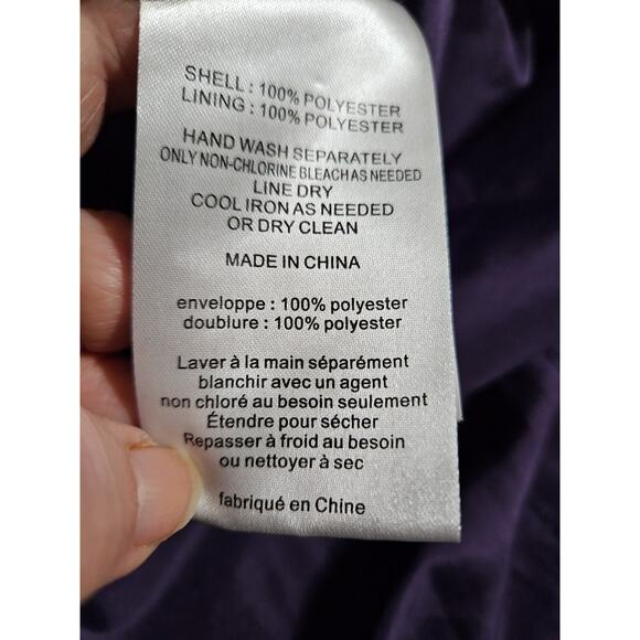 White by Vera Wang Formal Gown Sz. 6 Amethyst Ruffles Lining Floor Length Bridal - Picture 10 of 16